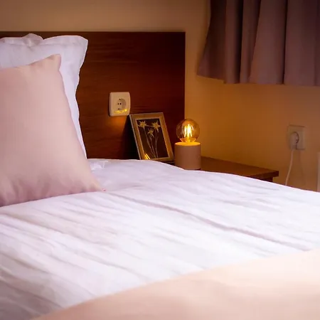 Go Go Апартаменты *